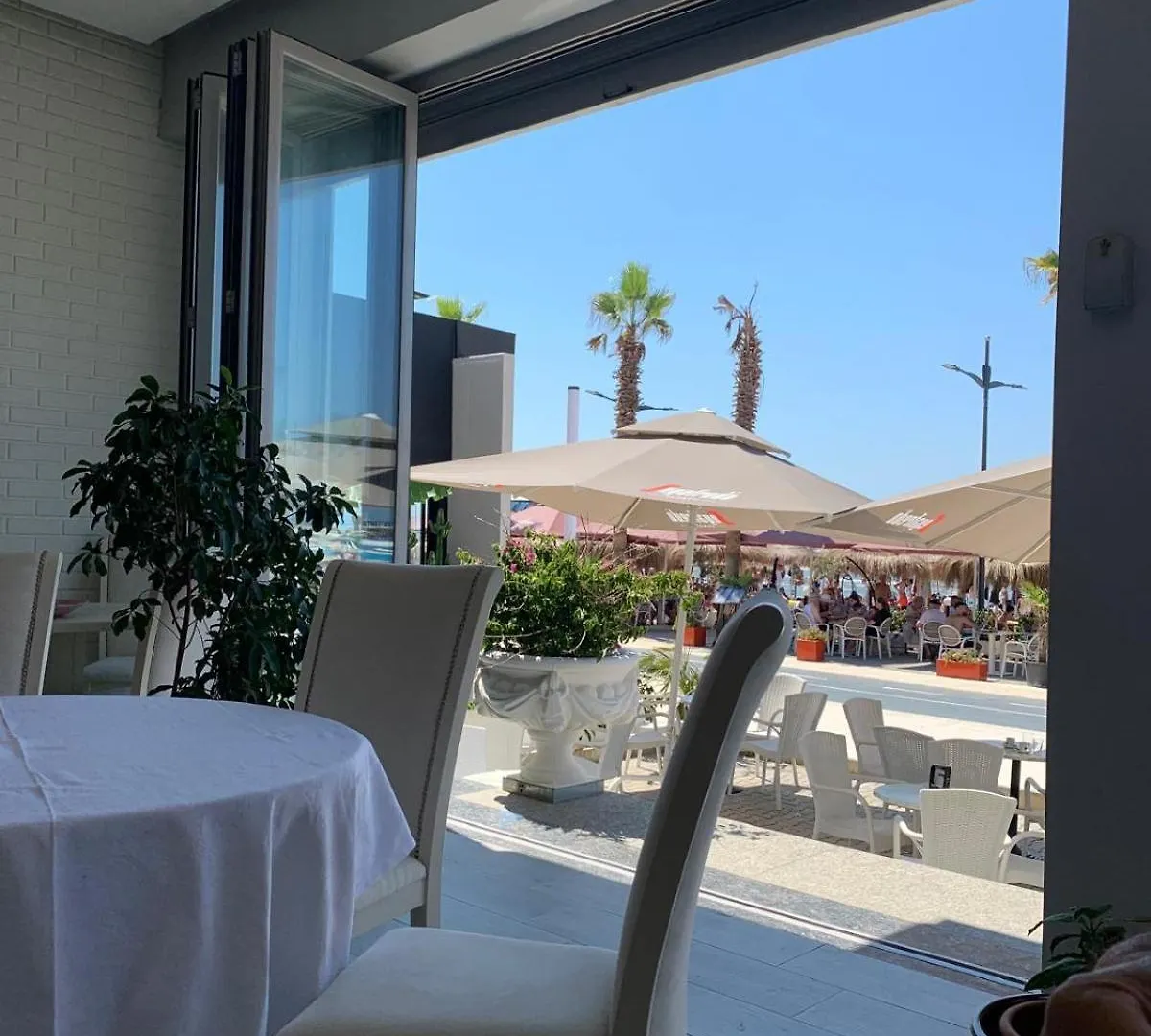 Diell Hotel Durrës Albania